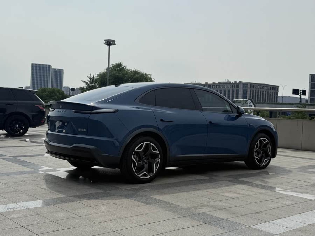 蔚來(lái) 樂(lè)道L60  2024款 60kwh 四驅(qū)版圖片