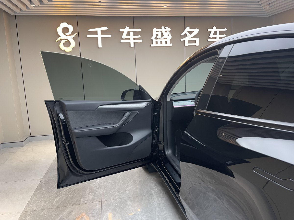 特斯拉 Model Y  2023款 煥新版 后輪驅(qū)動圖片