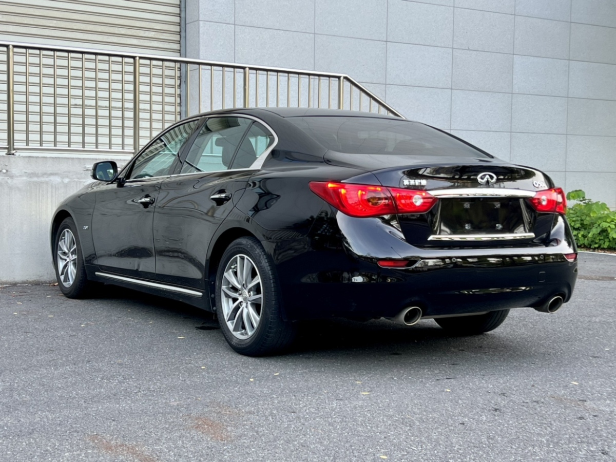 英菲尼迪 Q50L  2016款 2.0T 悅享版圖片