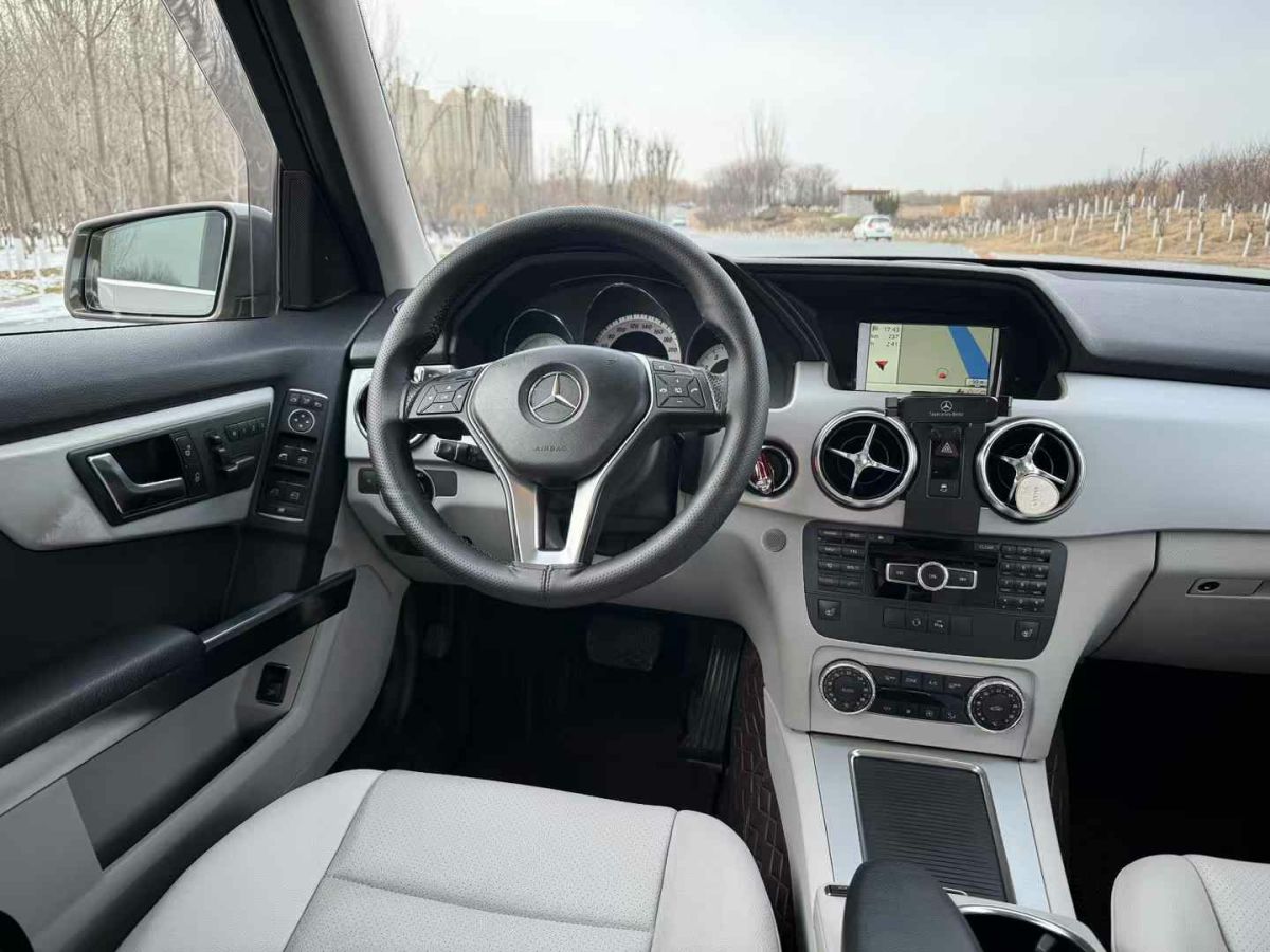 奔馳 奔馳GLK級  2013款 GLK 300 4MATIC 動感型圖片