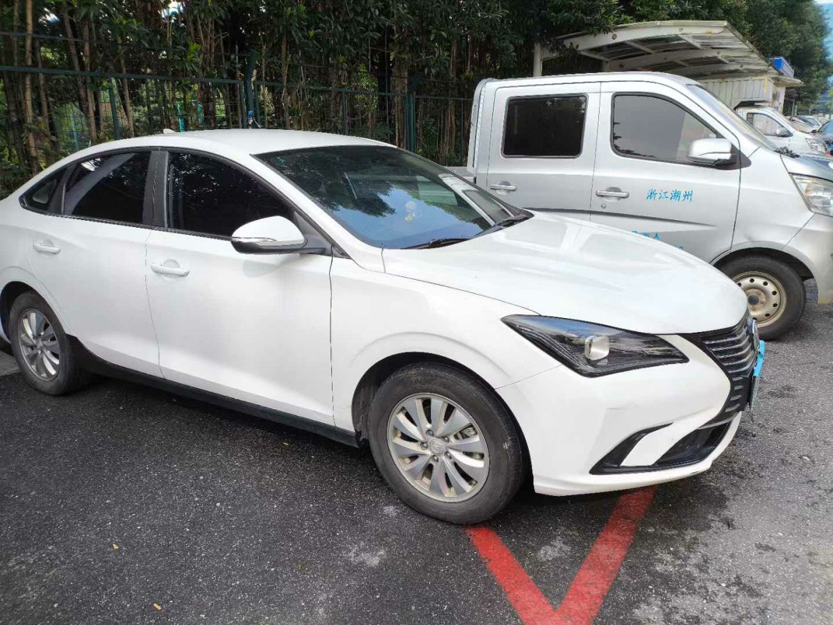 長(zhǎng)安 逸動(dòng)  2021款 PLUS 1.6L GDI CVT精英型圖片