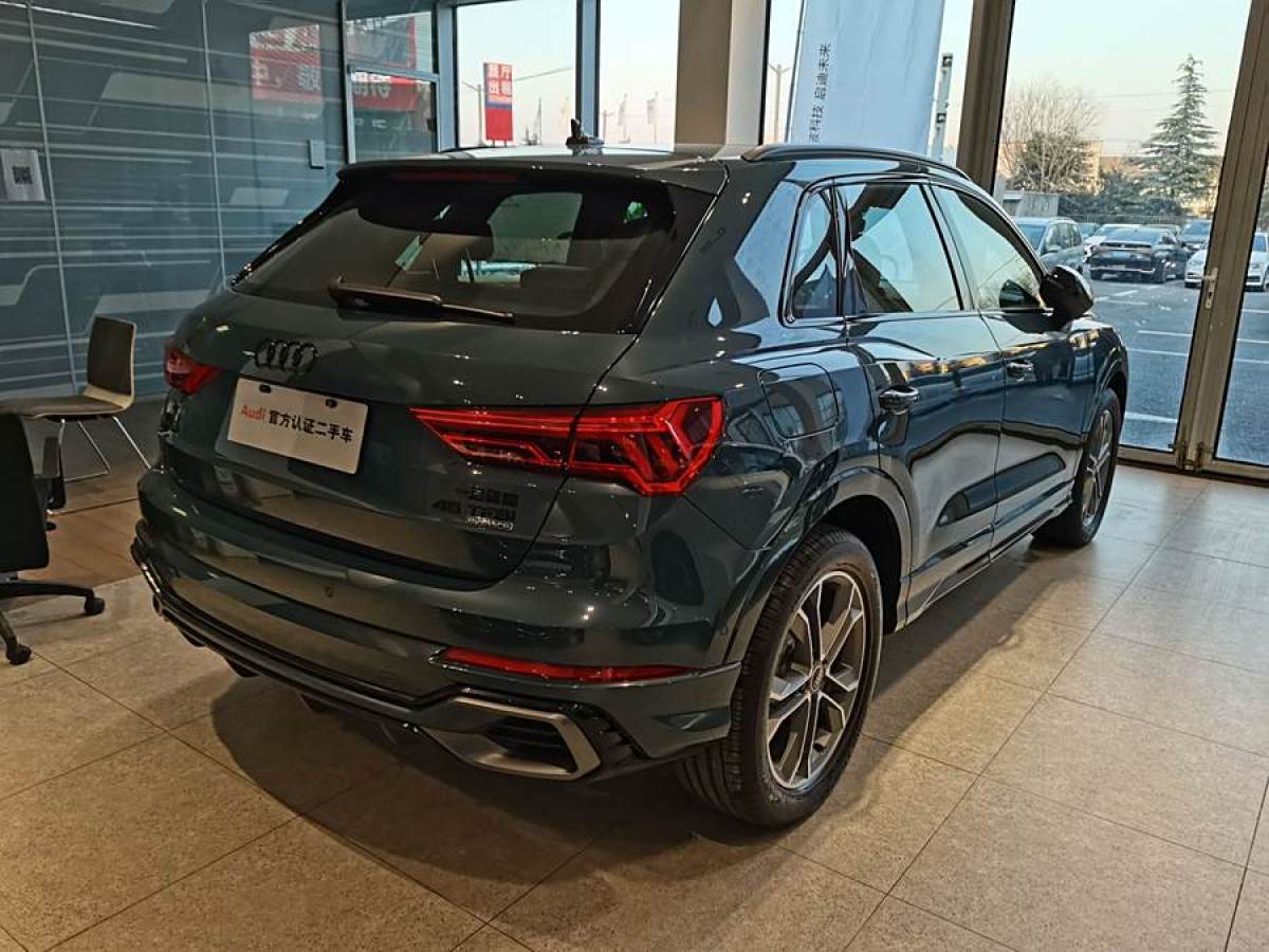 奧迪 奧迪Q3  2023款 改款 45 TFSI quattro 時尚動感型圖片