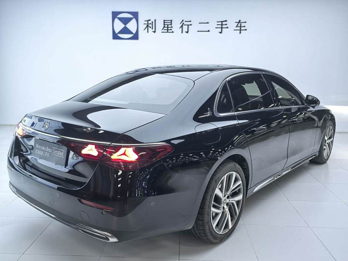 奔馳 奔馳E級  2024款 改款 E 300 L 時尚型圖片