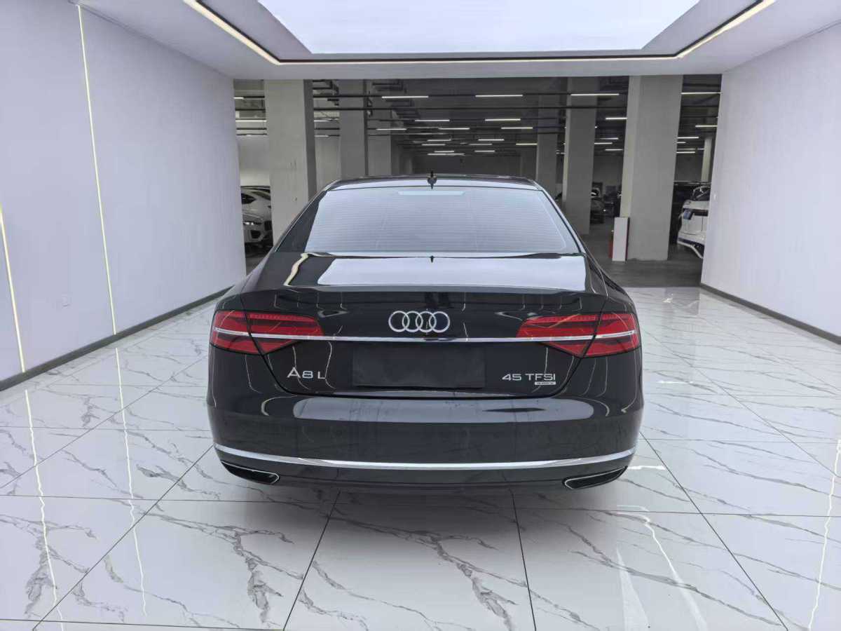 奧迪 奧迪A8  2017款 A8L 45 TFSI quattro豪華型圖片