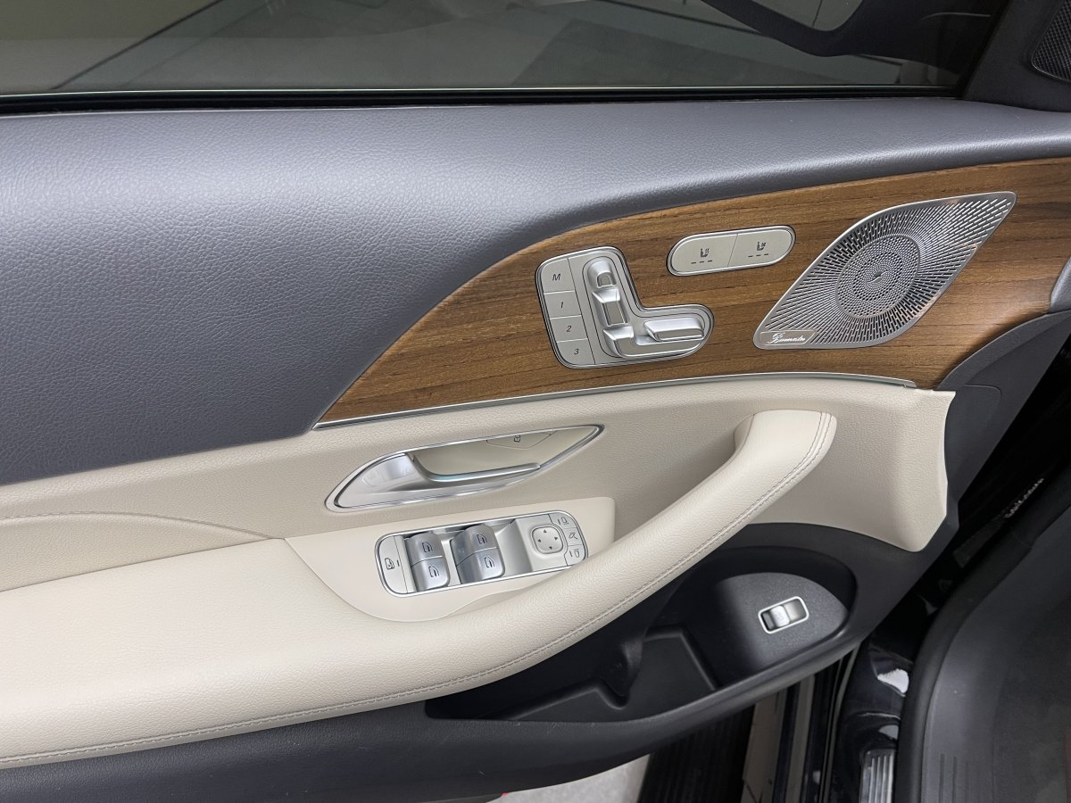 奔馳 奔馳GLE  2020款 改款 GLE 350 4MATIC 豪華型圖片