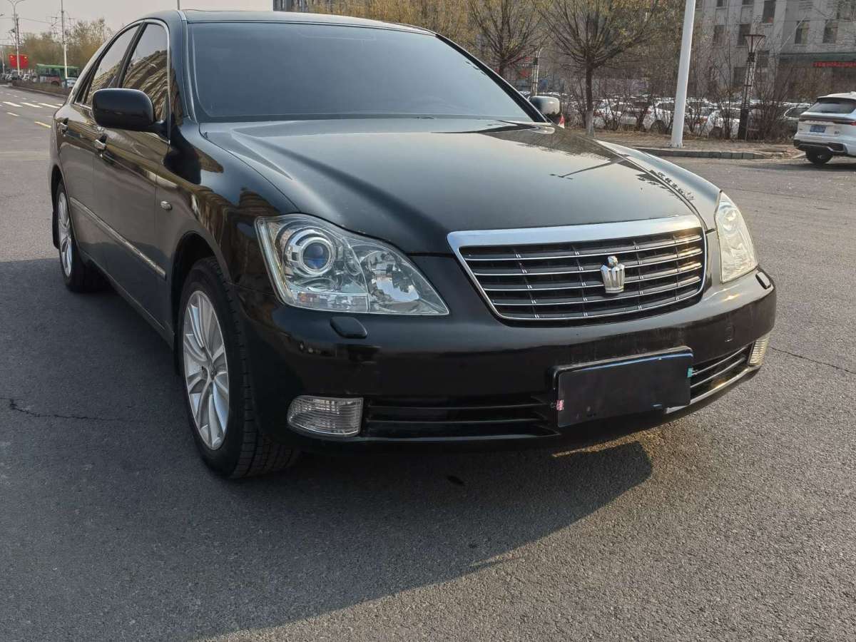 豐田 皇冠  2005款 3.0L Royal E圖片