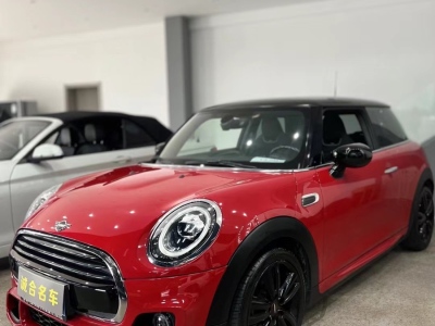 2019年12月 MINI MINI 1.5T COOPER 赛车手图片