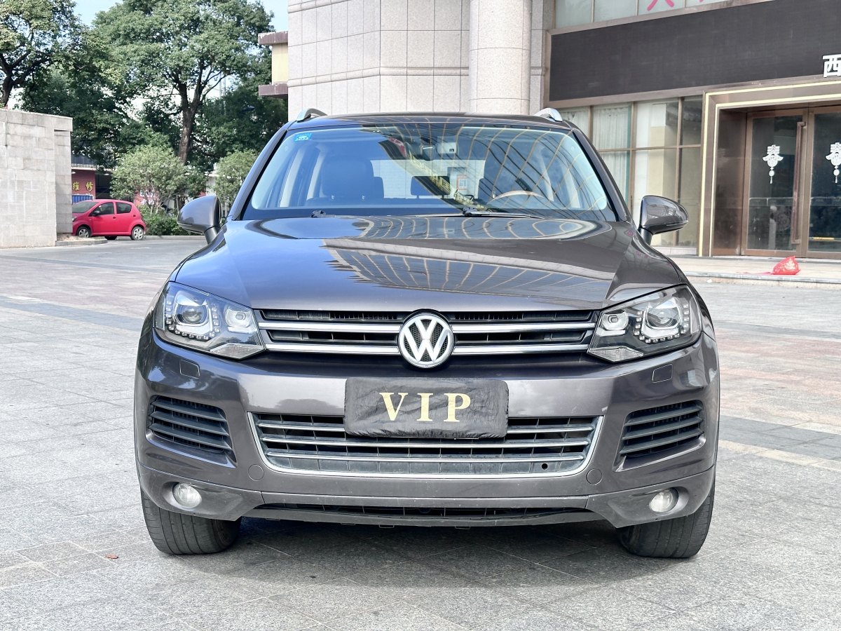 大眾 途銳  2011款 3.0TDI 柴油標(biāo)配型圖片