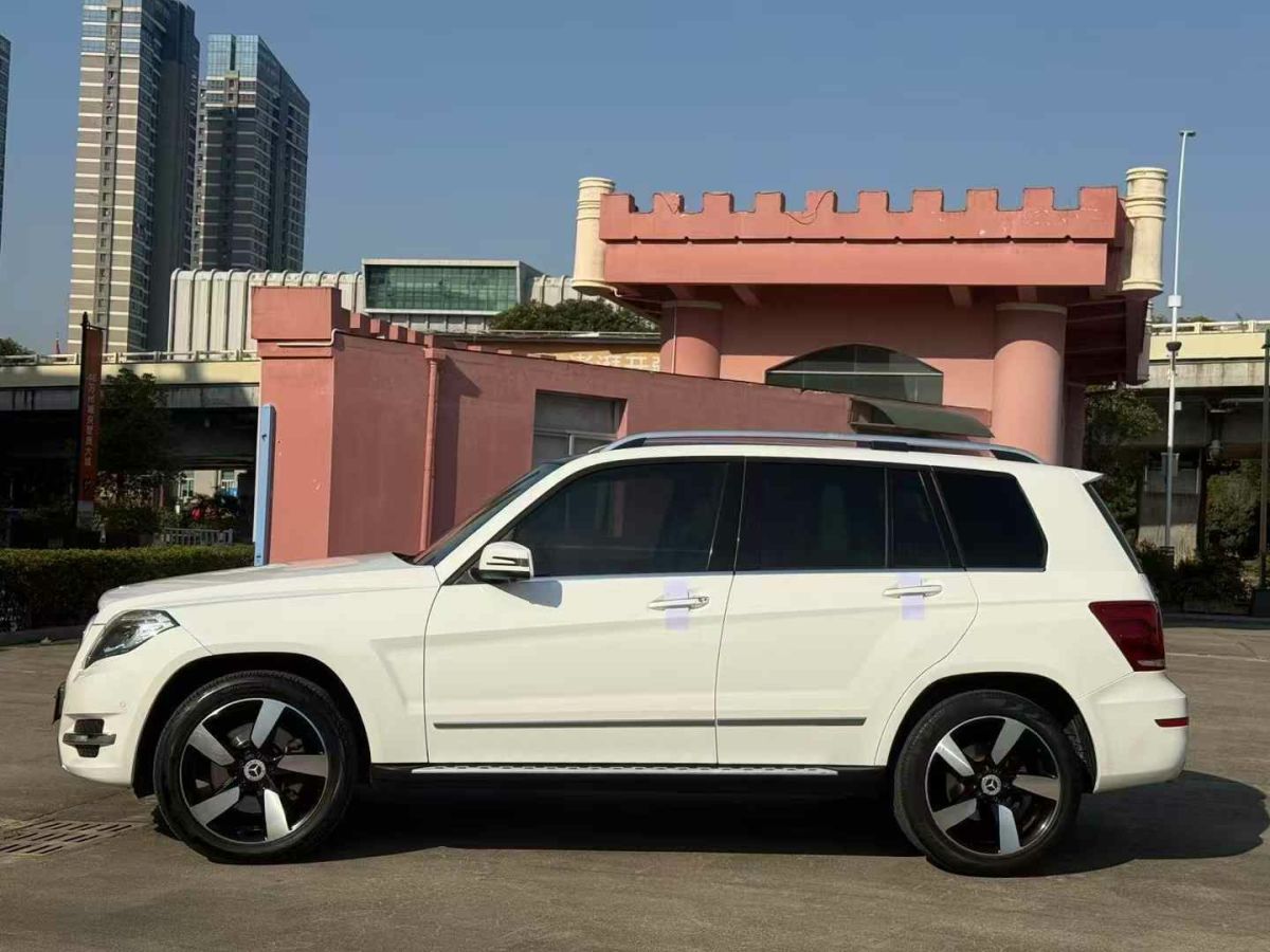 奔馳 奔馳GLK級(jí)  2014款 GLK 260 4MATIC 動(dòng)感型圖片