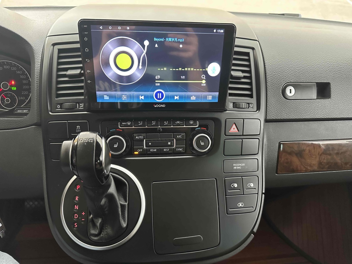 大眾 邁特威  2015款 2.0TSI 四驅(qū)65周年限量版圖片