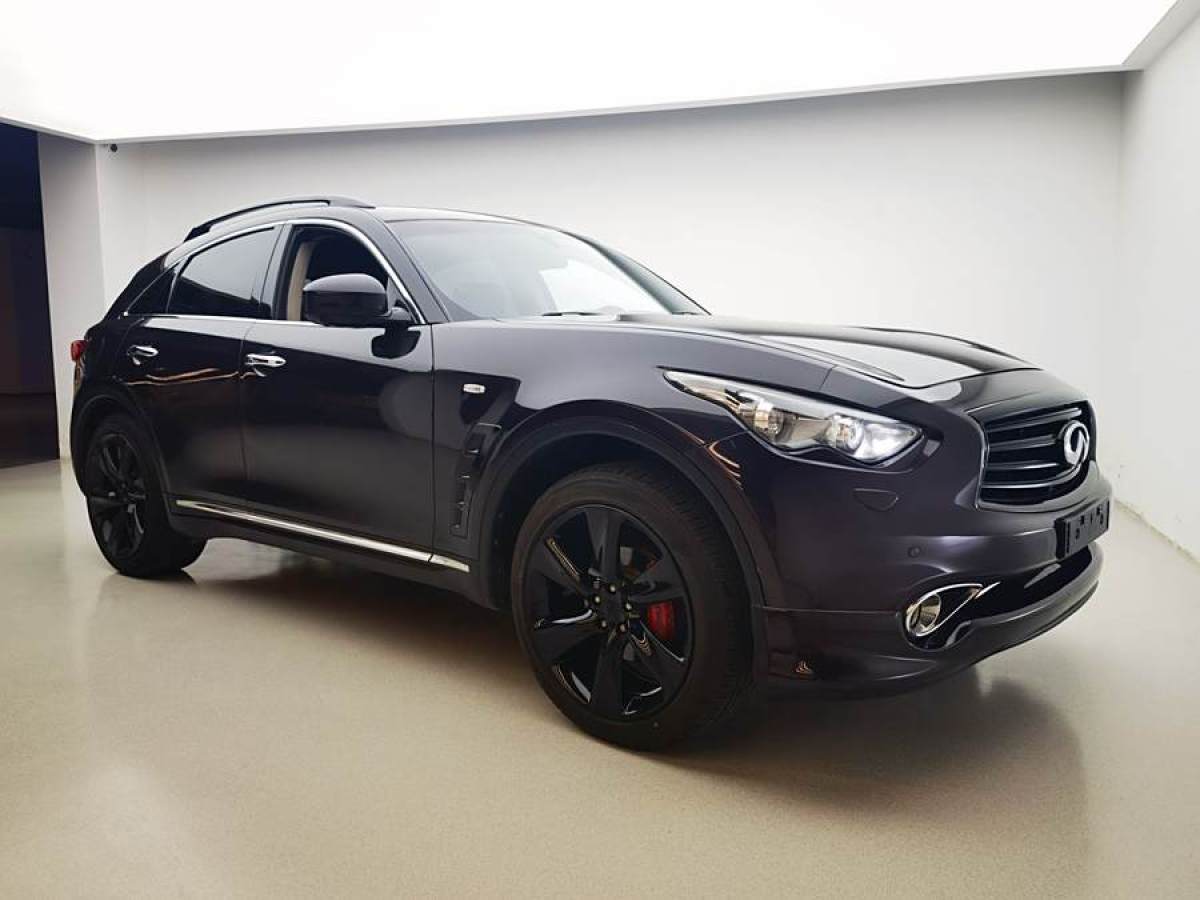 英菲尼迪 QX70  2015款 3.7L 絕影版圖片