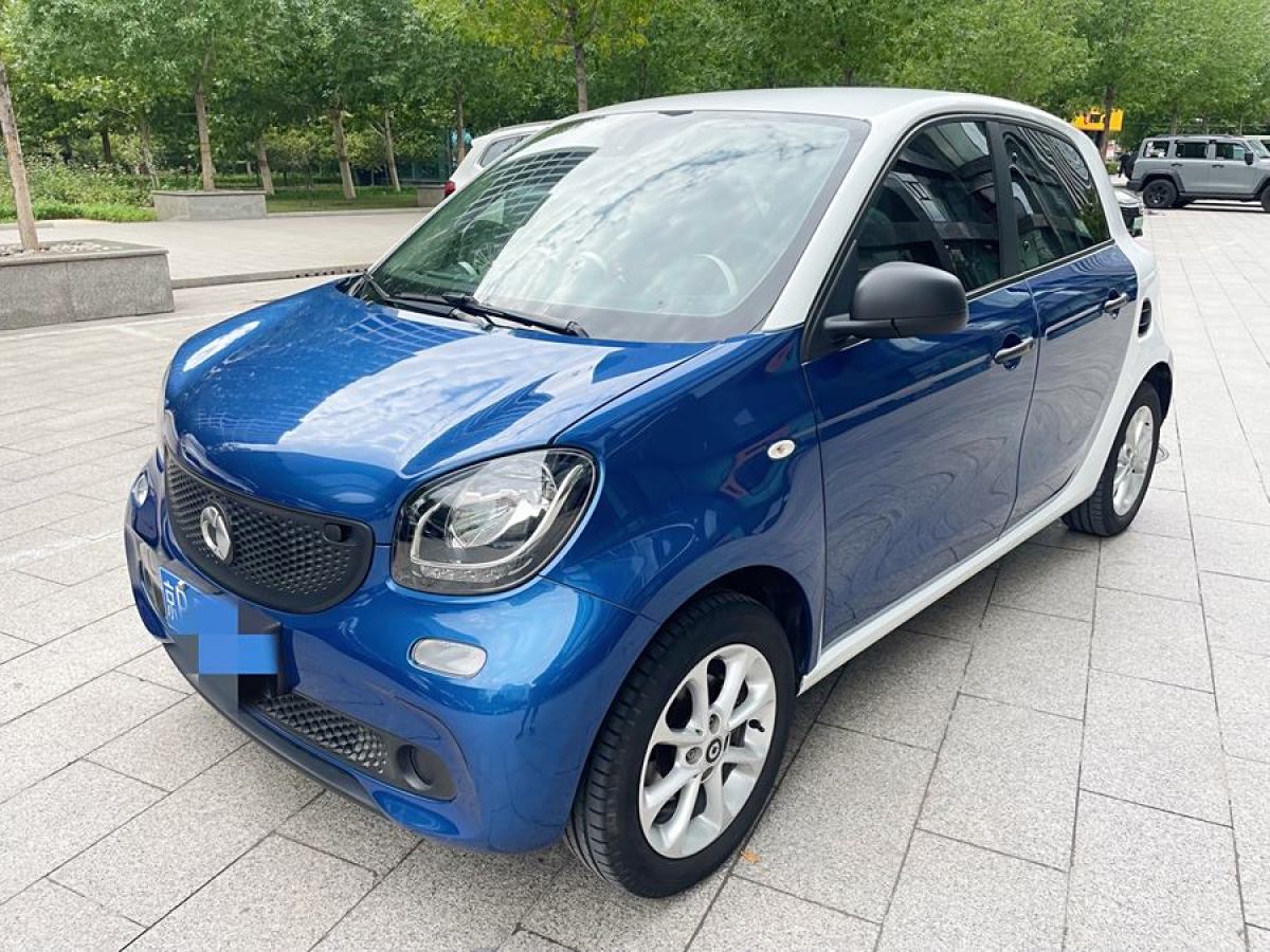 smart forfour  2018款 1.0L 52千瓦靈動版圖片