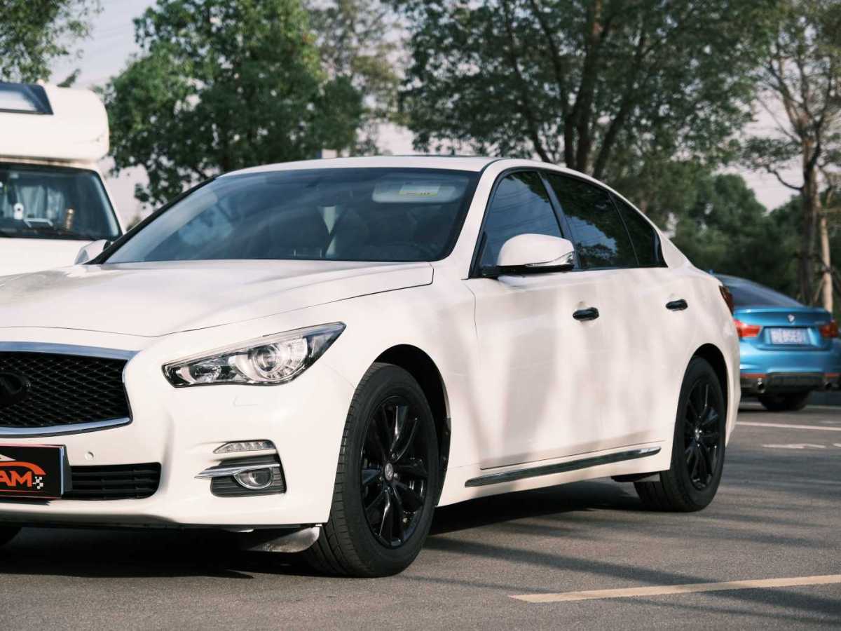 英菲尼迪 Q50L  2015款 2.0T 悅享版圖片