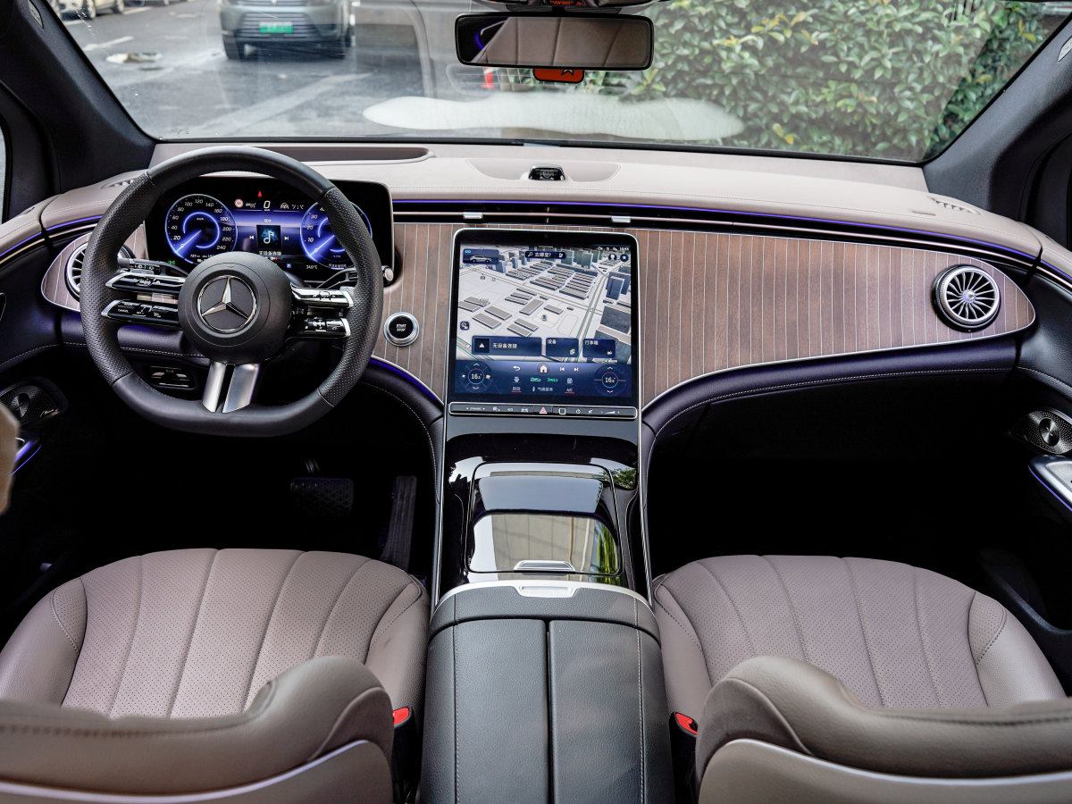 2024年5月奔馳 奔馳EQE SUV  2024款 500 4MATIC 豪華版