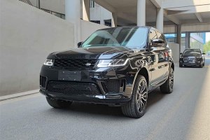 攬勝運(yùn)動版 路虎 3.0 L6 耀黑版