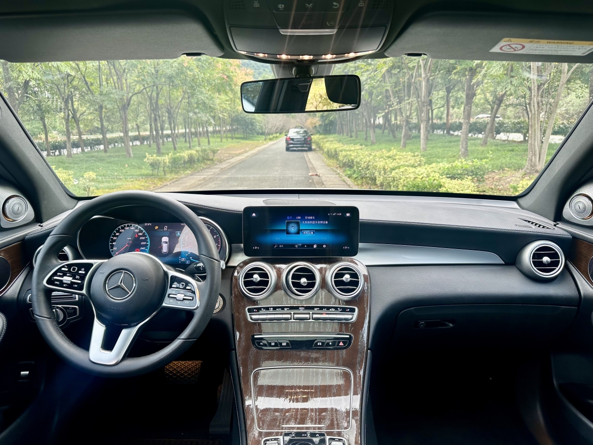 2021年4月奔馳 奔馳GLC  2021款 GLC 260 L 4MATIC 豪華型