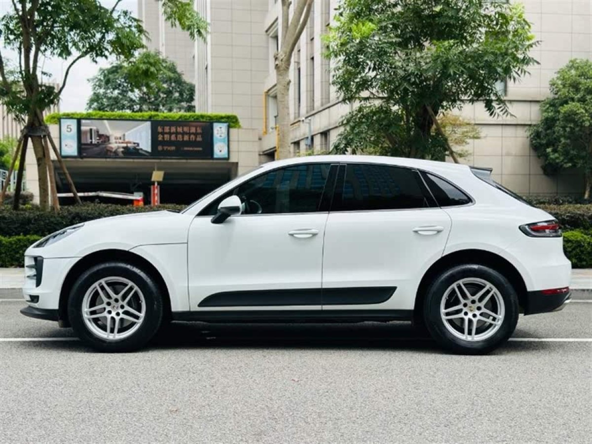 保時(shí)捷 Macan  2016款 Macan 2.0T圖片
