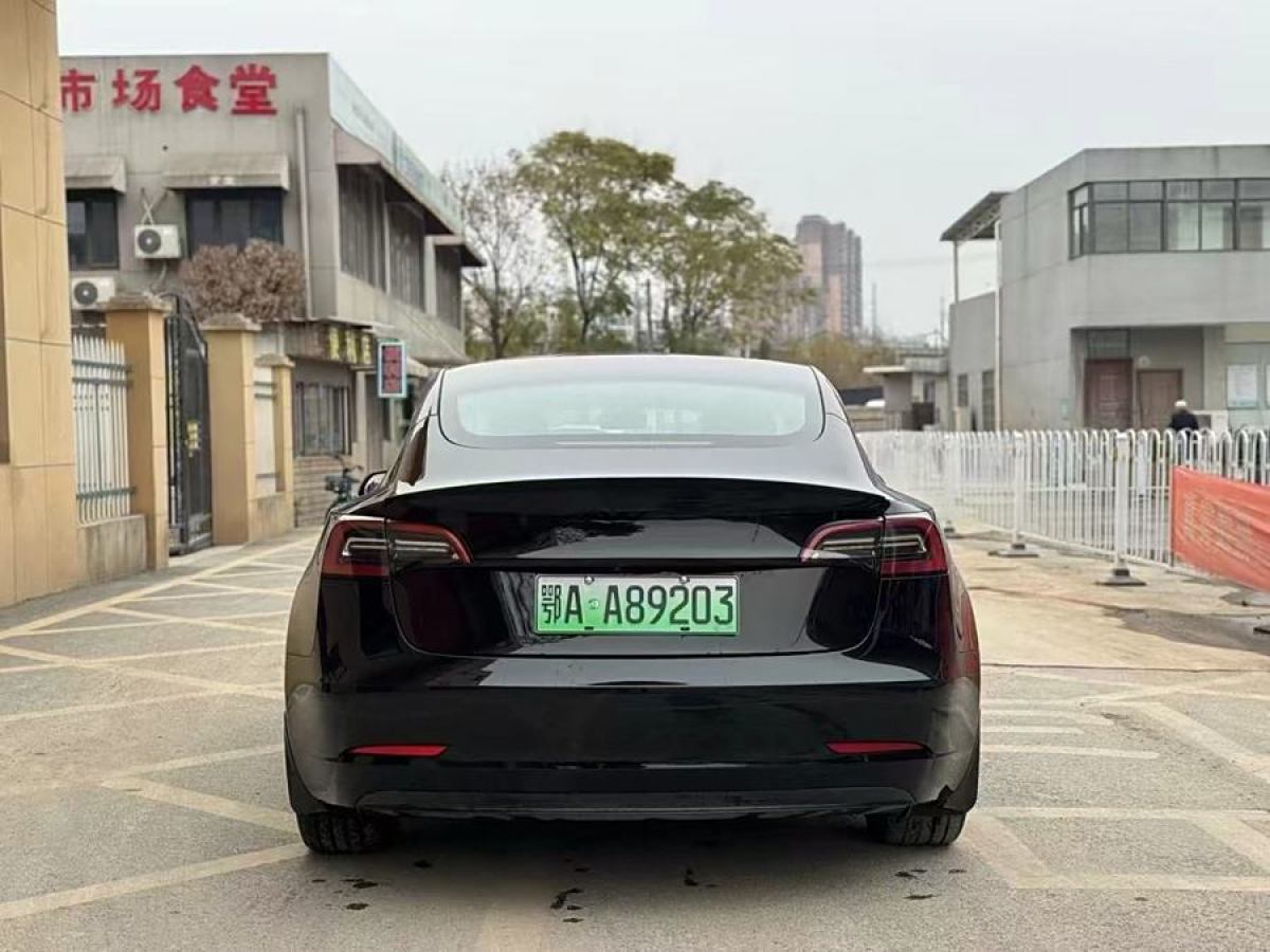 特斯拉 Model Y  2023款 后輪驅(qū)動(dòng)版圖片