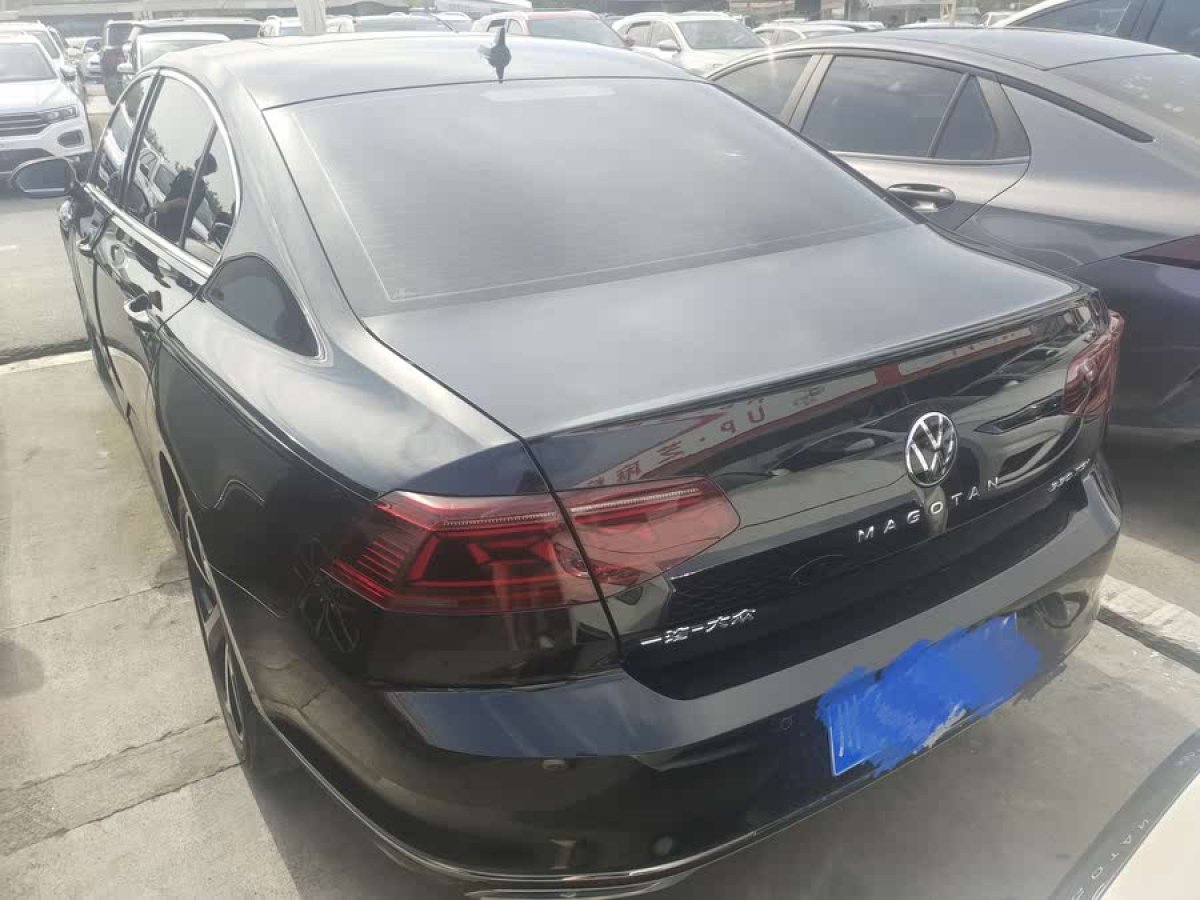 大眾 邁騰  2023款 200萬輛紀(jì)念版 330TSI DSG領(lǐng)先型圖片