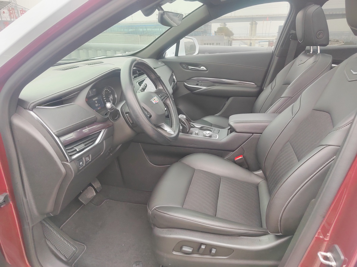 凱迪拉克 XT4  2018款 28T 兩驅(qū)技術(shù)型圖片