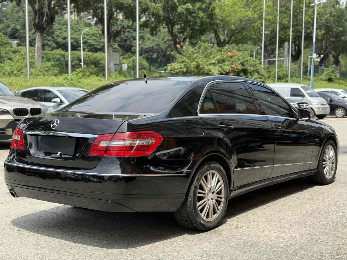 奔馳 奔馳E級  2012款 E 200 L CGI優(yōu)雅型圖片