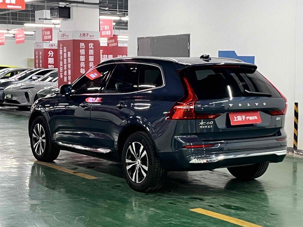 沃尔沃 XC60  2024款 B5 四驱智逸豪华版图片