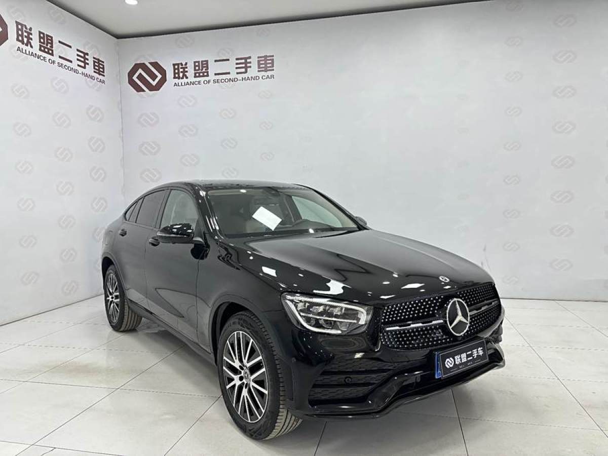 奔馳 奔馳GLC  2023款 改款 GLC 260 4MATIC 轎跑SUV圖片