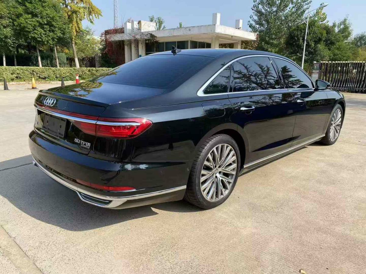 奧迪 奧迪S8  2020款 S8L 4.0TFSI quattro圖片