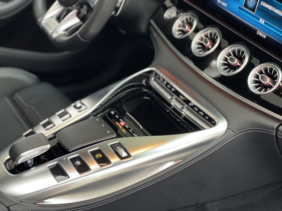 2019年12月奔驰 奔驰AMG GT  2023款 AMG GT 50 四门跑车