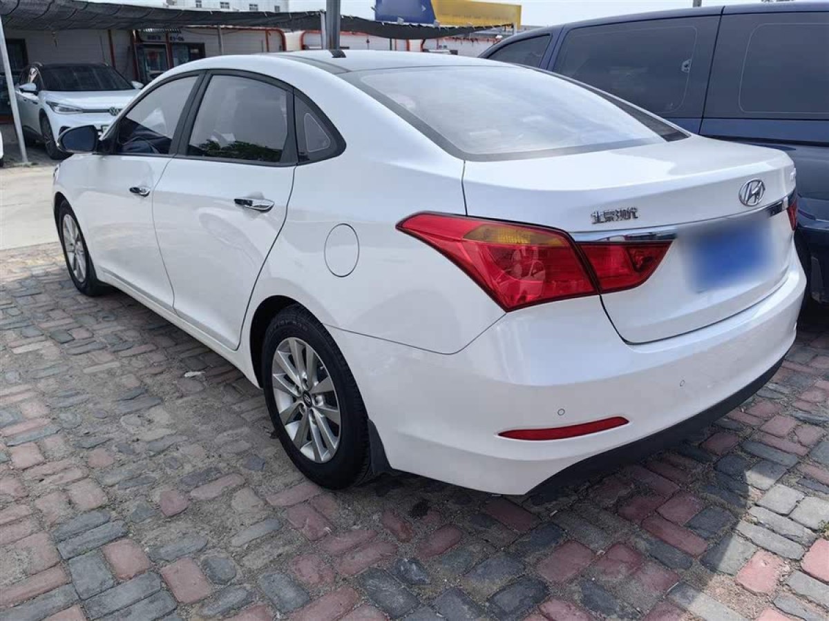 現(xiàn)代 名圖  2014款 1.8L 自動智能型GLS圖片