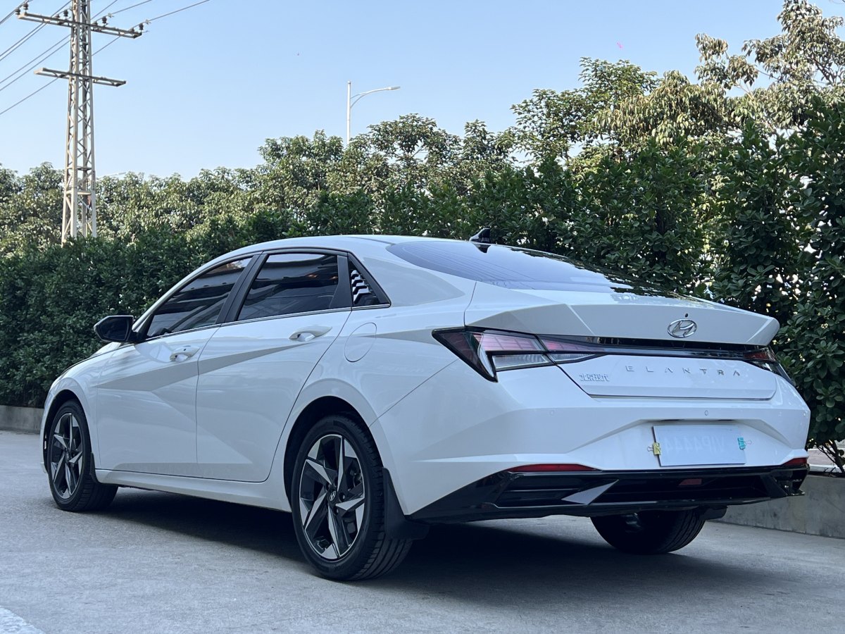 現(xiàn)代 伊蘭特  2022款 1.5L CVT GLX精英版圖片