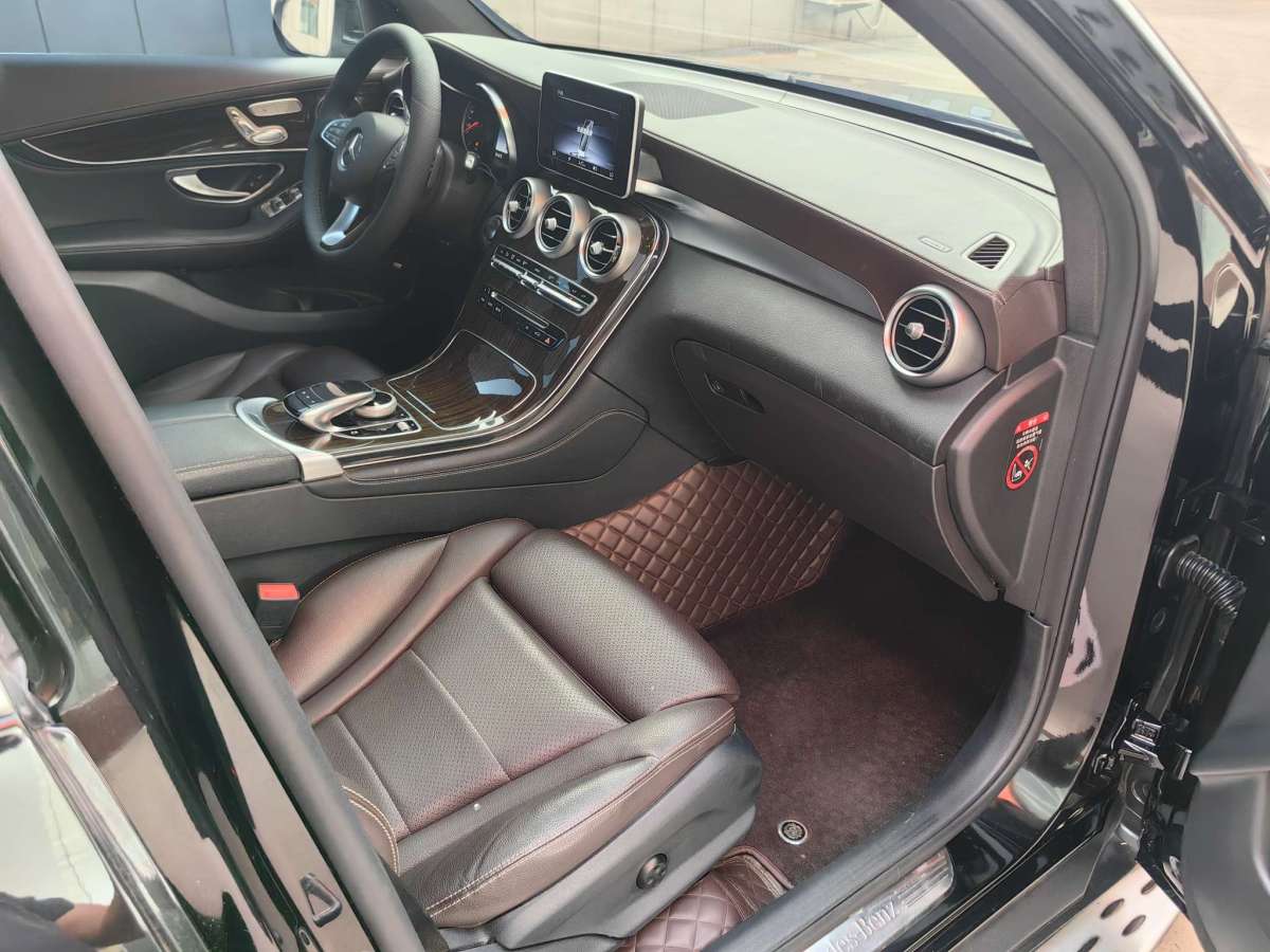 奔馳 奔馳GLC  2018款 GLC 260 4MATIC 豪華型圖片