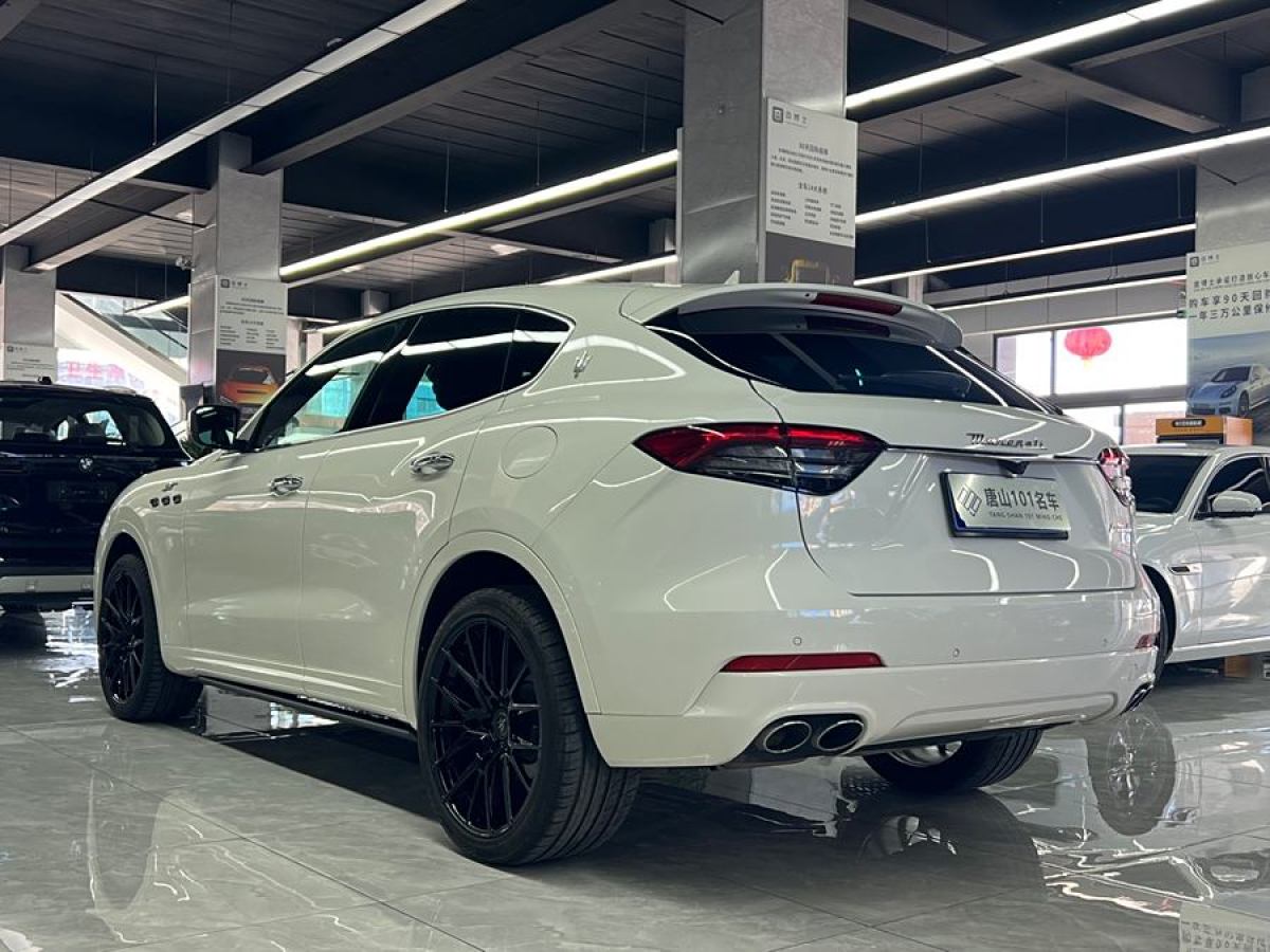 瑪莎拉蒂 Levante  2022款 2.0T GT鋒芒版圖片