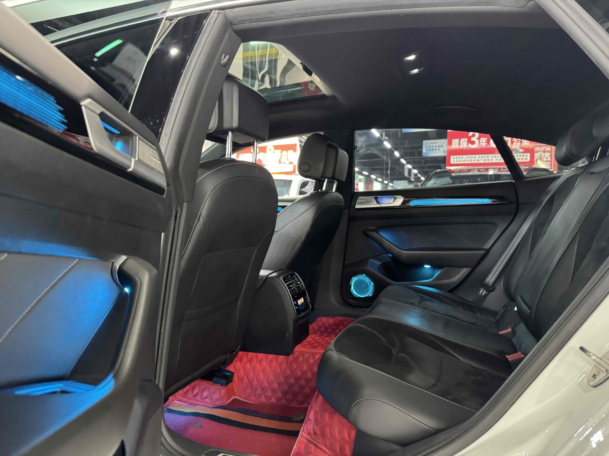 2022年8月大眾 一汽-大眾CC  2021款 330TSI 炫目版