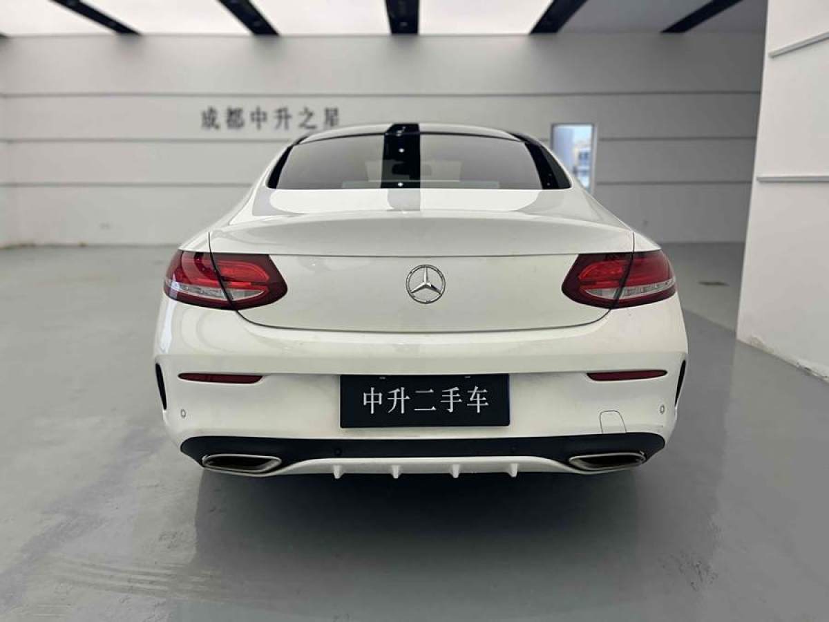 奔馳 奔馳C級(jí)  2017款 C 200 4MATIC 轎跑版圖片