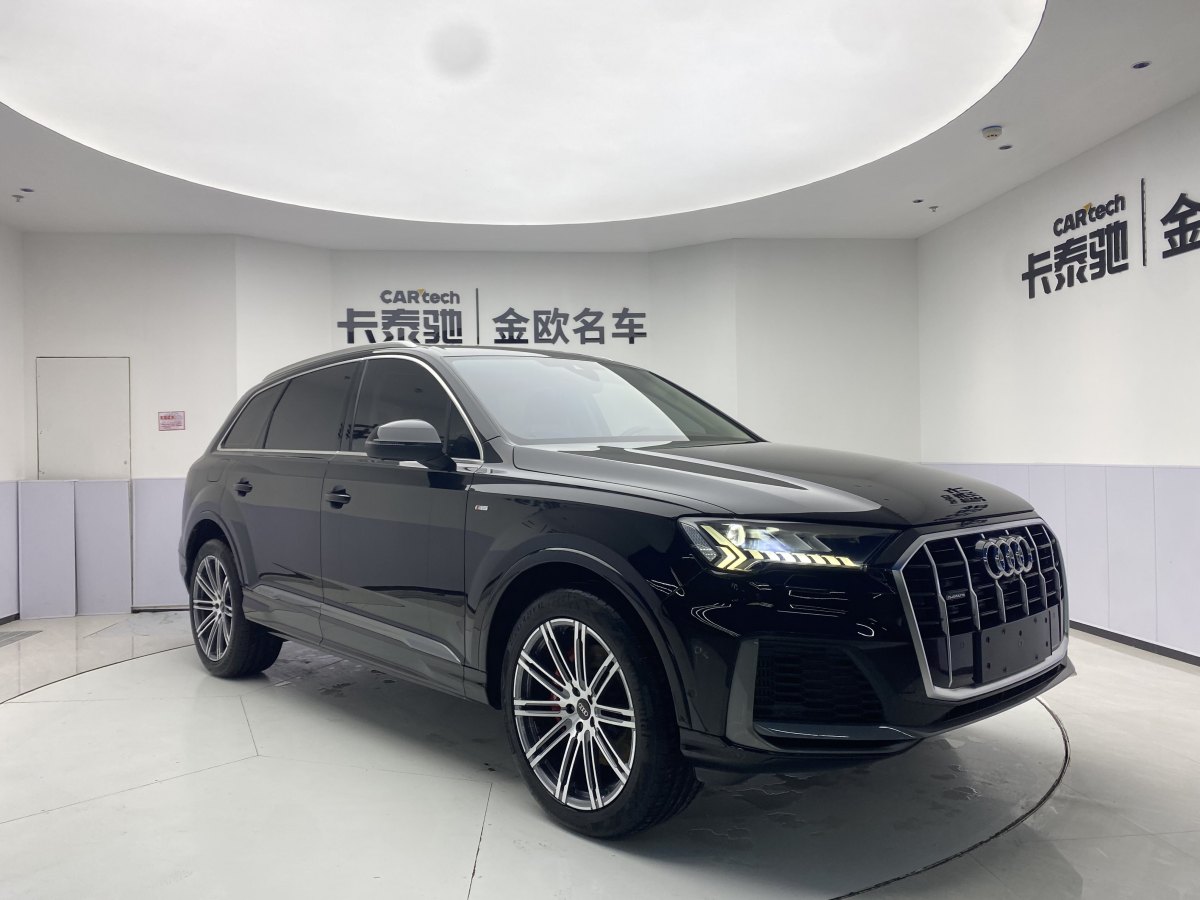 奧迪 奧迪Q7  2023款 55 TFSI quattro S line運(yùn)動型圖片