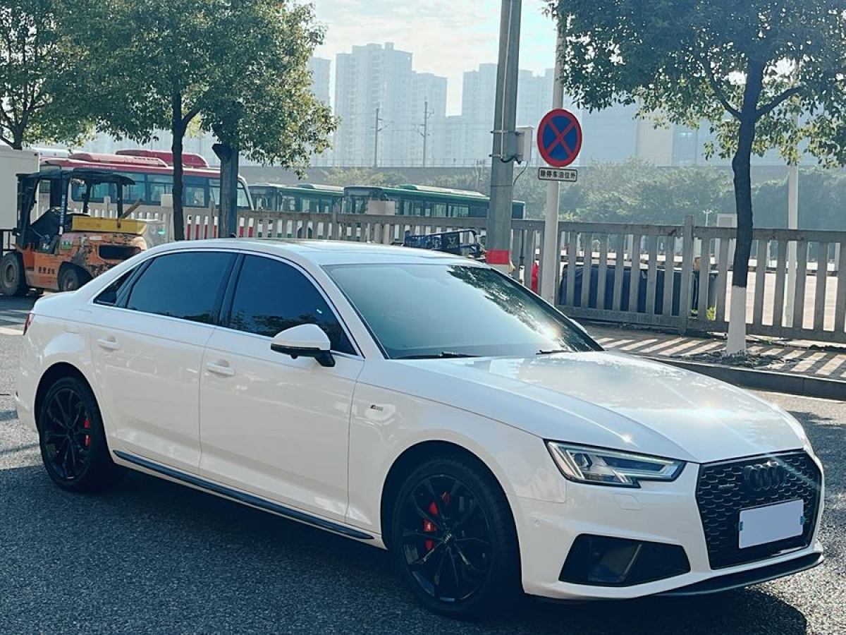 奧迪 奧迪A4L  2019款 40 TFSI 時(shí)尚型 國(guó)V圖片