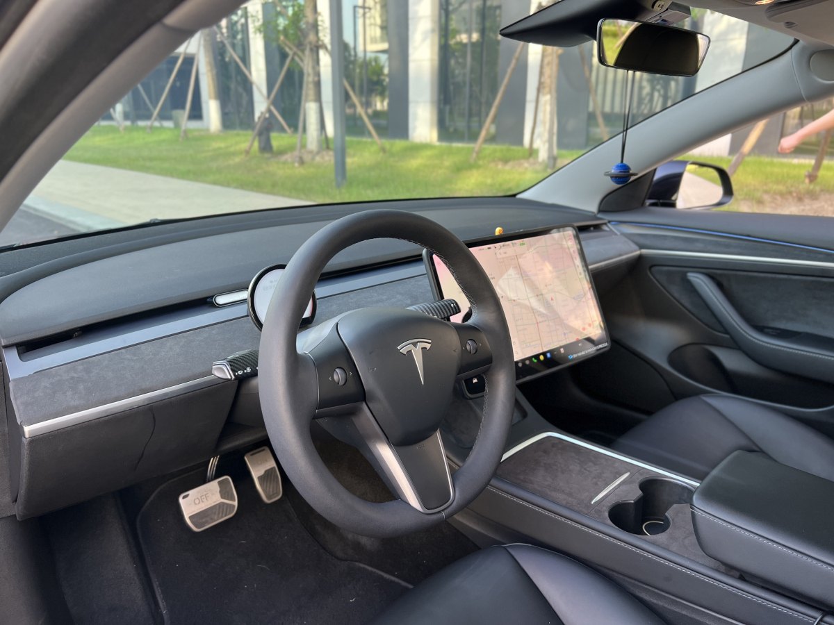 特斯拉 Model 3  2021款 改款 標準續(xù)航后驅(qū)升級版圖片