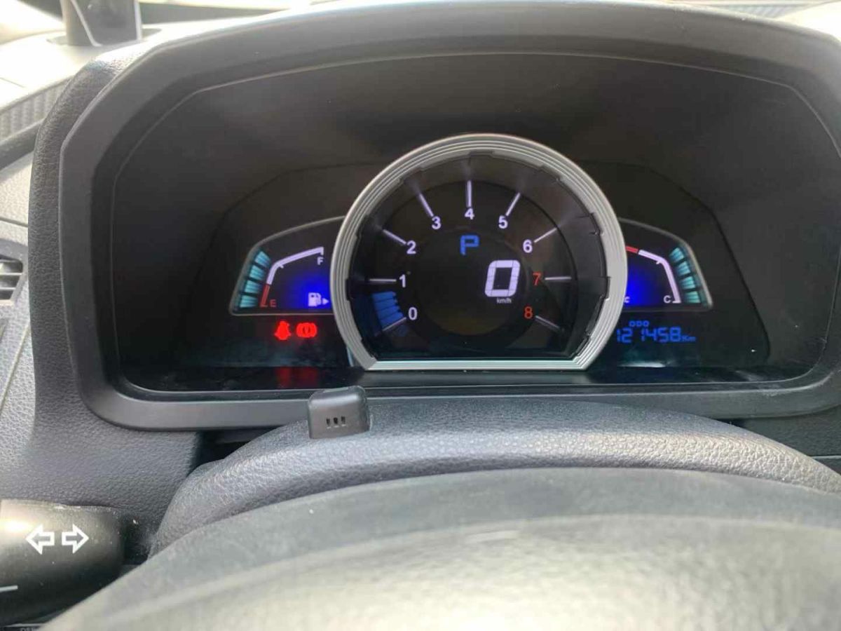 納智捷 優(yōu)6 SUV  2015款 1.8T 智尊型圖片