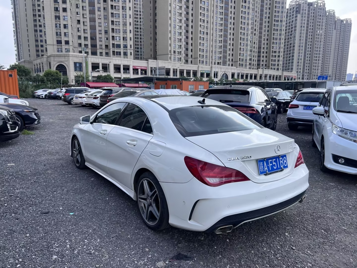 2015年9月奔馳 奔馳CLA級  2015款 CLA 220 4MATIC