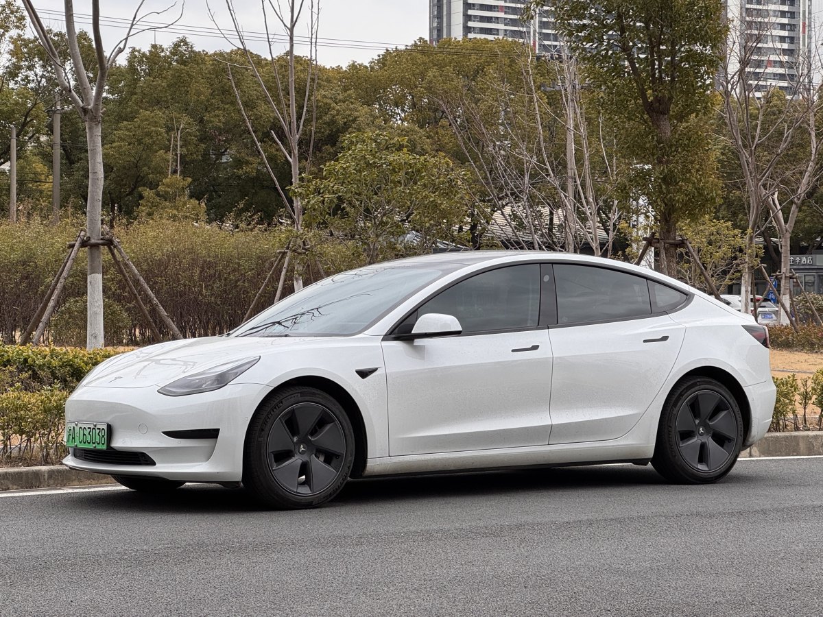 特斯拉 Model Y  2022款 改款 后輪驅(qū)動(dòng)版圖片