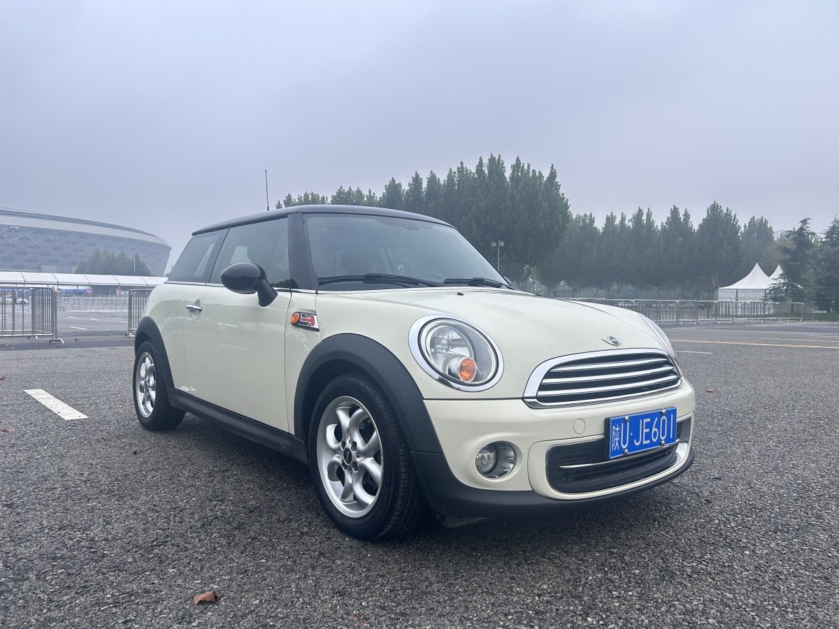 MINI COUNTRYMAN  2011款 1.6L COOPER Fun圖片