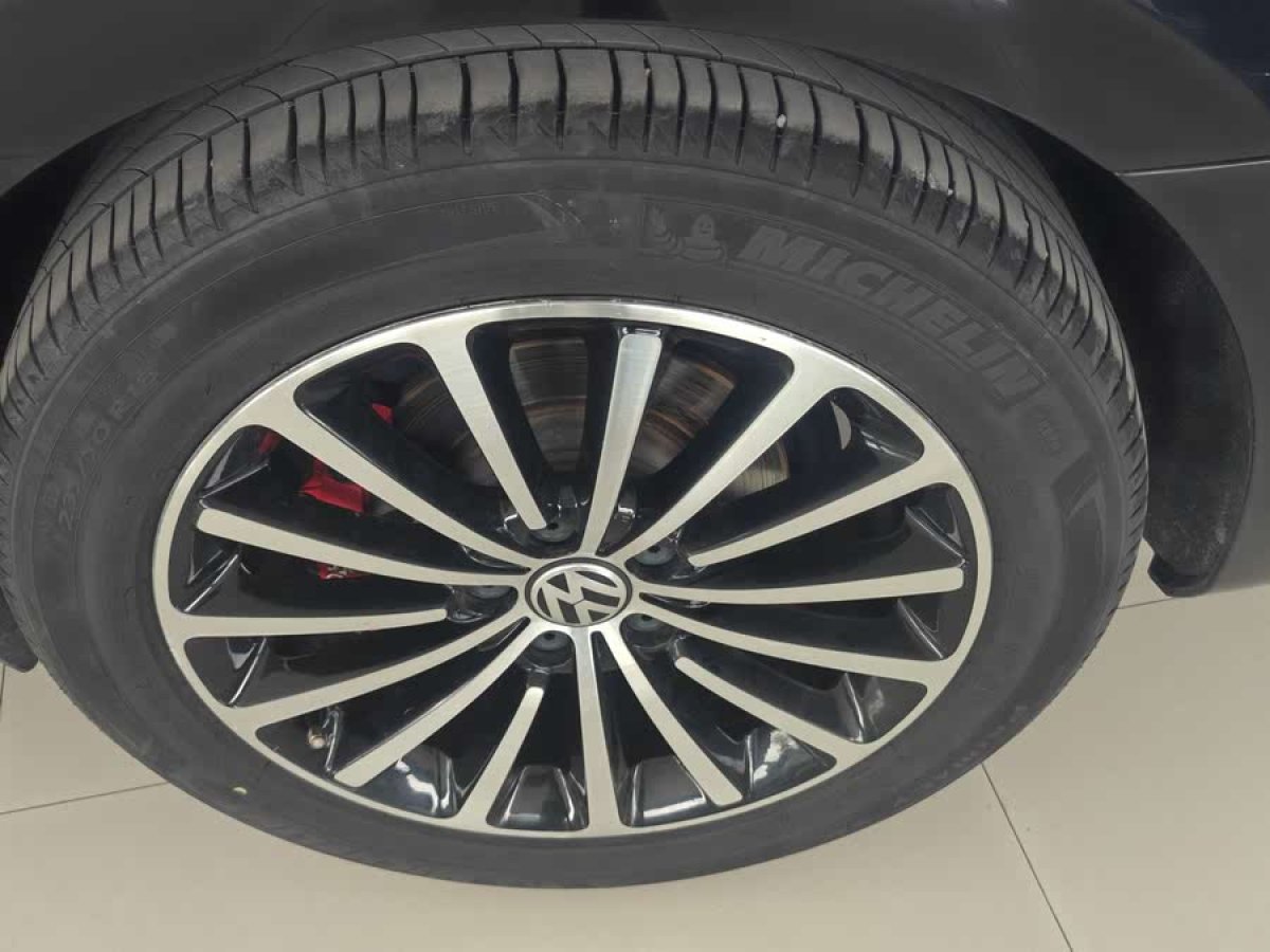 大眾 帕薩特  2015款 1.8TSI DSG御尊版圖片