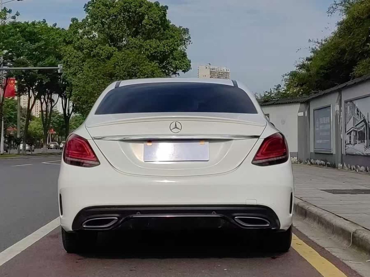 奔馳 奔馳C級(jí)  2019款 改款 C 260 L 運(yùn)動(dòng)版圖片