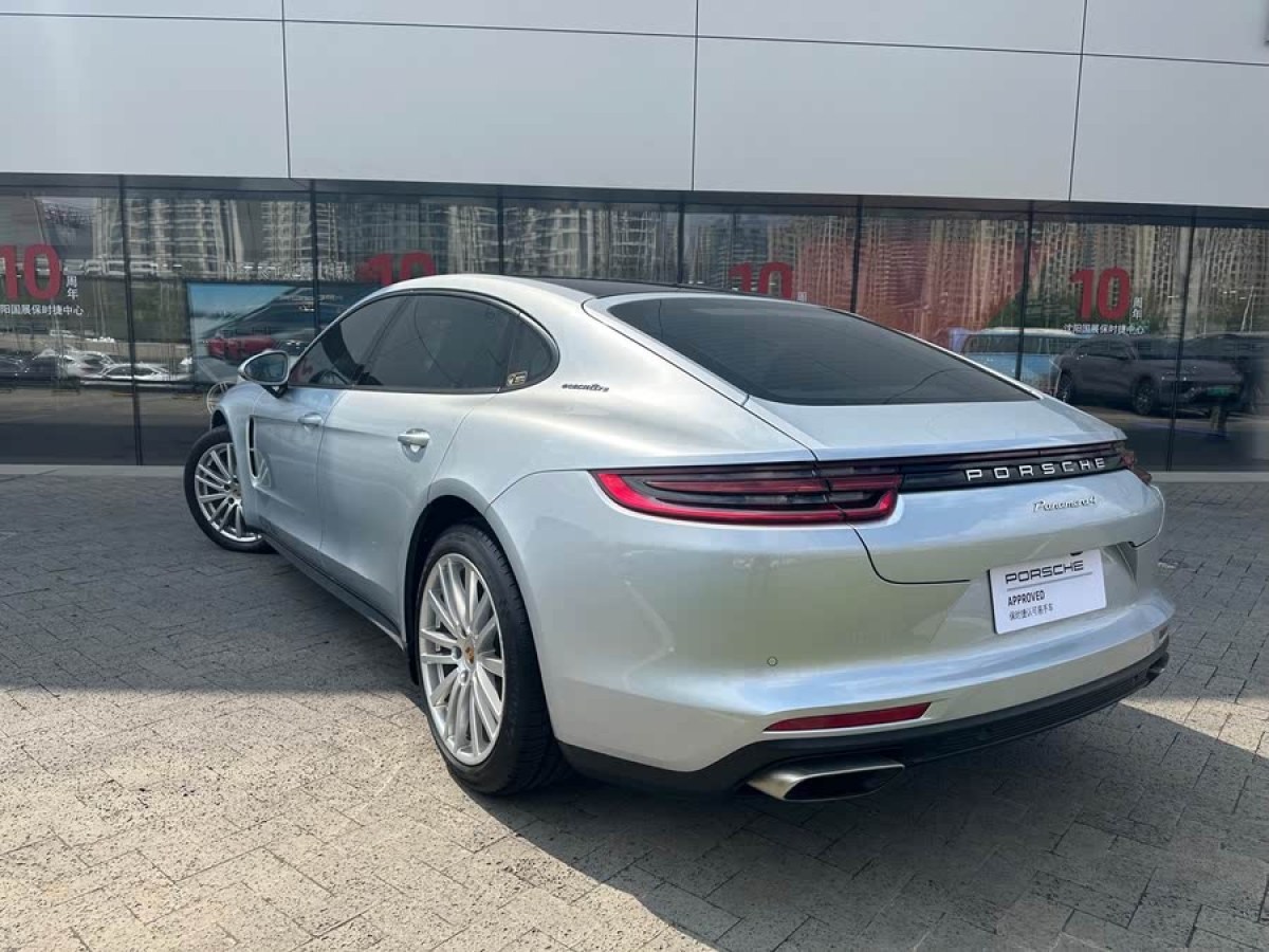保時(shí)捷 Panamera  2017款 Panamera 4 行政加長(zhǎng)版 3.0T圖片