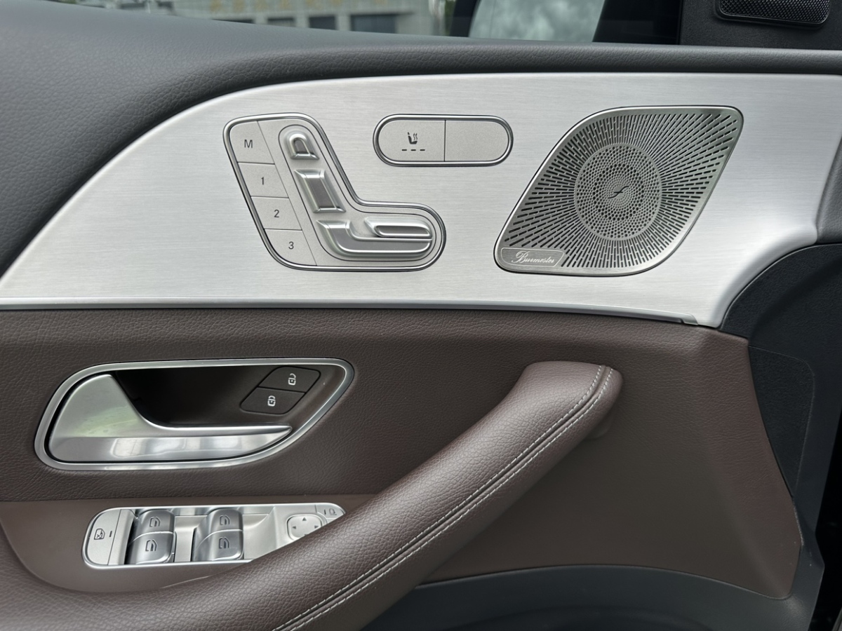 奔馳 奔馳GLE  2022款 改款 GLE 450 4MATIC 時(shí)尚型圖片