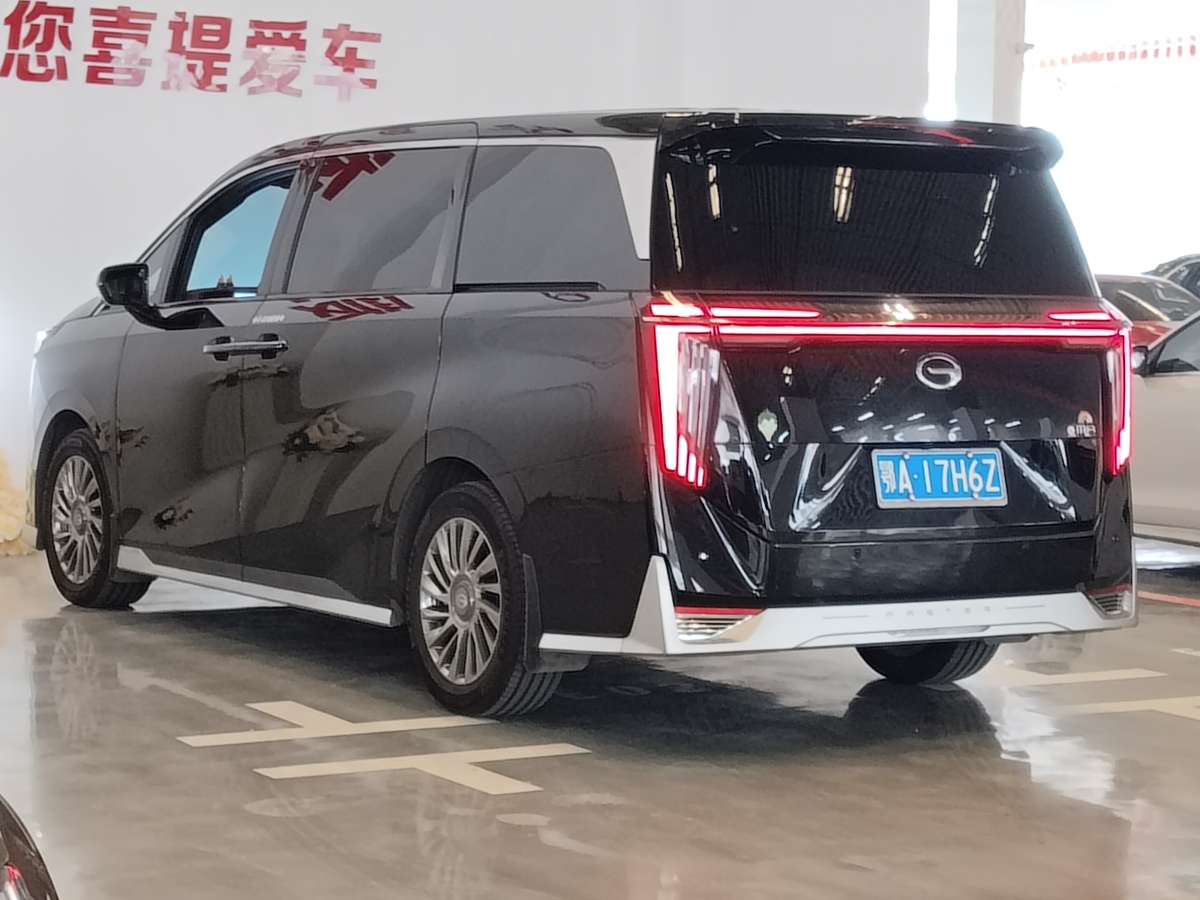 廣汽傳祺 M8  2024款 宗師系列 雙擎 至尊版圖片