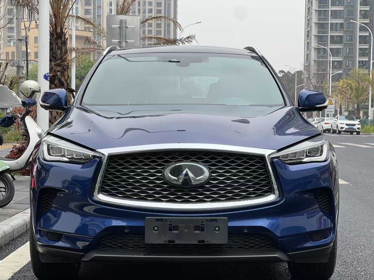 2022年12月英菲尼迪 QX50  2022款 2.0T 四驅(qū)旗艦版