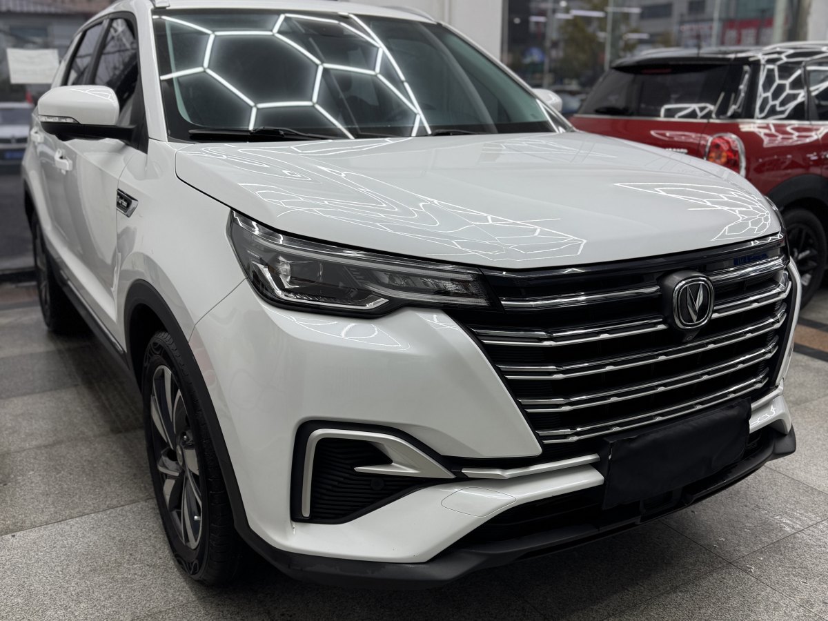 長(zhǎng)安 CS55 PLUS  2020款 1.5T 自動(dòng)炫色型圖片