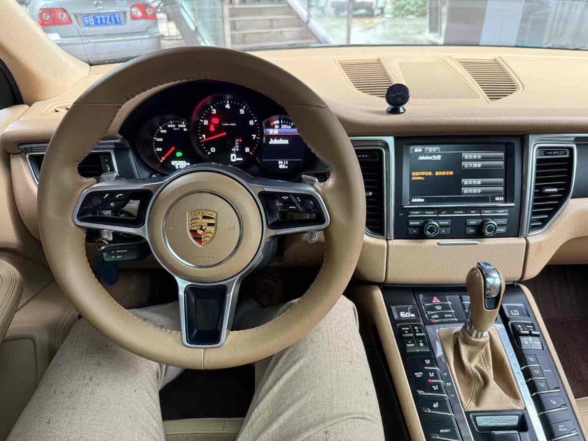 保時(shí)捷 Macan  2014款 Macan 2.0T圖片